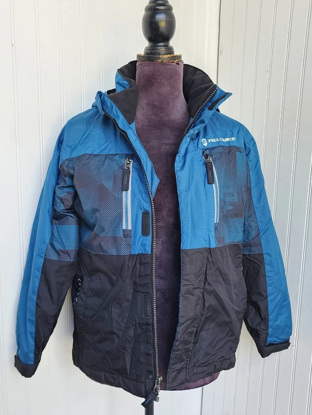 Free Country Electric Blue Black Zip Winter Coat Boy's Kids Hood M (10/12)